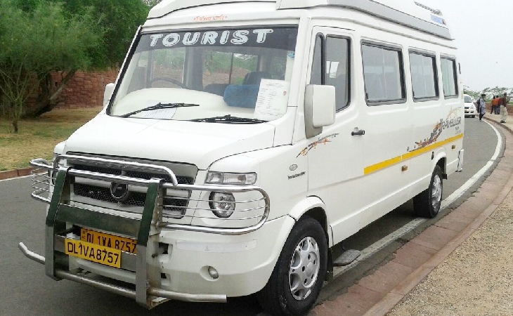 17 Seater Tempo Travellers